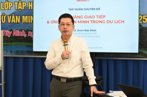 Tập huấn kỹ năng giao tiếp và ứng xử văn minh trong du lịch