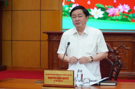 Bí thư Tỉnh ủy Tây Ninh chủ trì họp bàn chiến lược phát triển giai đoạn mới