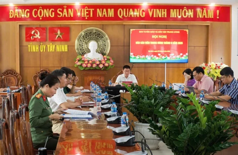 Hơn 60.500 đại biểu dự Hội nghị Báo cáo viên Trung ương tháng 9/2025
