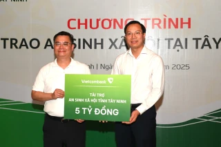 Đảng bộ Vietcombank về nguồn tại Di tích quốc gia đặc biệt Trung ương Cục miền Nam