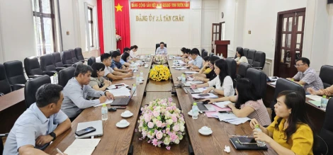 Sở Tài chính làm việc với các xã về lĩnh vực tài chính, ngân sách