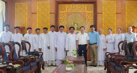 Lãnh đạo tỉnh tiếp Ban Thường trực Hội thánh Cao Đài Tiên Thiên và Hội thánh Cao Đài Ban Chỉnh đạo