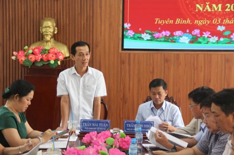 Kiểm tra công tác cải cách hành chính tại xã Tuyên Bình