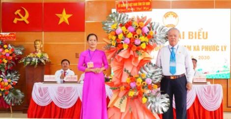 Trong 2 ngày 03 và 04/10, UBMTTQ Việt Nam xã Phước Lý, tỉnh Tây Ninh tổ chức Đại hội đại biểu lần thứ I, nhiệm kỳ 2025-2030.