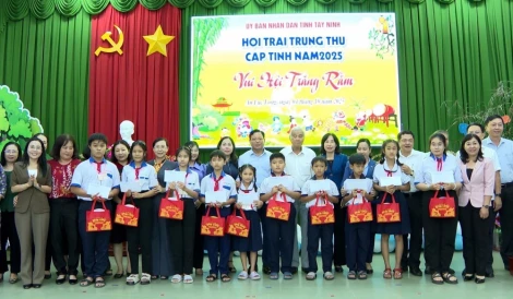 Sôi nổi Hội trại Trung thu cấp tỉnh năm 2025 tại xã An Lục Long