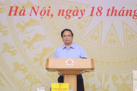 Thủ tướng Chính phủ Phạm Minh Chính: Khẩn trương giải ngân vốn đầu tư công để đạt mục tiêu tăng trưởng 8% năm 2025