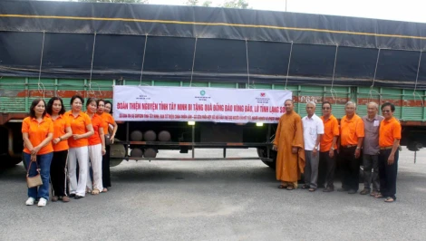Đoàn thiện nguyện tỉnh Tây Ninh xuất quân cứu trợ đồng bào tỉnh Lạng Sơn bị thiên tai