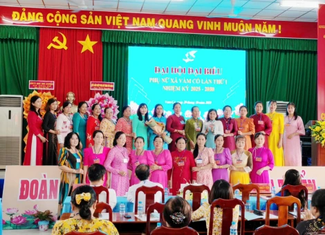 Bà Nguyễn Thị Kim Cương giữ chức Chủ tịch Hội Liên hiệp Phụ nữ xã Vàm Cỏ