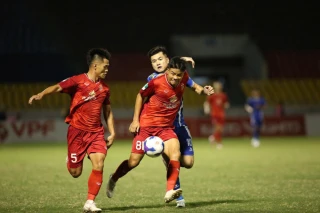 Gỡ hòa phút cuối, Câu lạc bộ Long An giành 1 điểm trên sân Cẩm Phả