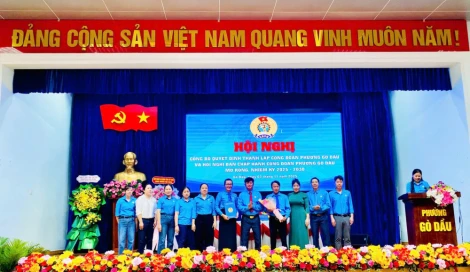 Bà Trần Thị Ngọc Em giữ chức Chủ tịch Công đoàn phường Gò Dầu