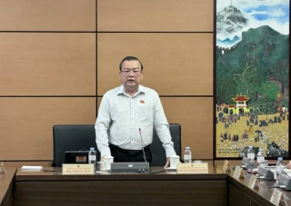 Đoàn đại biểu Quốc hội tỉnh Tây Ninh tham gia góp ý Văn kiện trình Đại hội đại biểu toàn quốc lần thứ XIV của Đảng