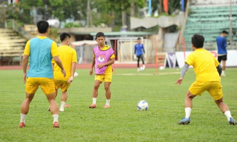 Long An quyết giữ 3 điểm trên sân nhà trước Thanh niên TP.HCM