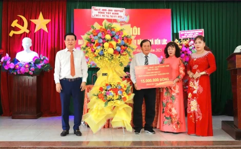 Sôi nổi Ngày hội Đại đoàn kết toàn dân tộc tại xã Bến Lức