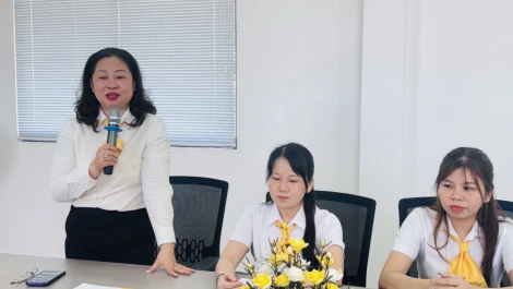 Công đoàn các phường Tân Ninh, Gia Lộc ký kết thỏa thuận hợp tác phúc lợi cho đoàn viên, người lao động với Bưu điện khu vực