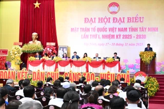 Phiên làm việc thứ nhất Đại hội đại biểu MTTQ Việt Nam tỉnh Tây Ninh lần thứ I