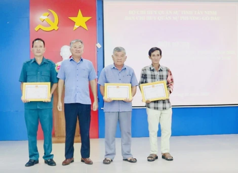 Phường Gò Dầu: Tổng kết nhiệm vụ quân sự - quốc phòng năm 2025