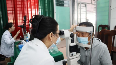 Xã Bến Lức: Phối hợp thực hiện chương trình 'Mở ra hành trình kỳ diệu từ đôi mắt sáng khỏe'