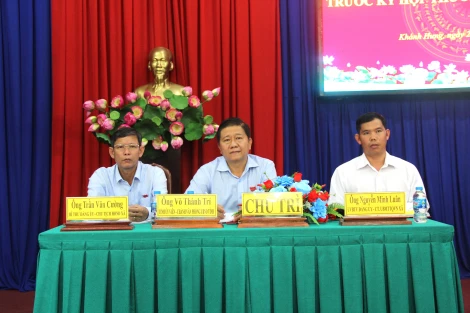 Cử tri xã Khánh Hưng ý kiến về việc nâng cấp cầu, đường giao thông nông thôn