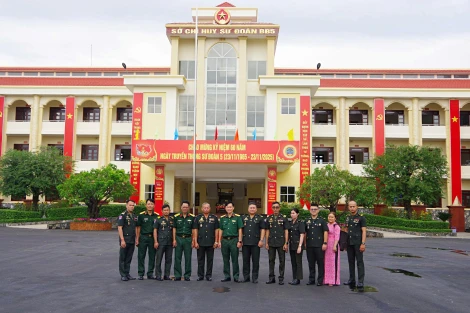 Sư đoàn 5 hội đàm hợp tác với Lữ đoàn Can thiệp số 1, Quân đội Hoàng gia Campuchia