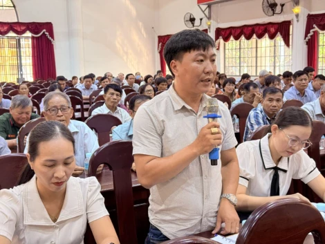 Cử tri xã Tân Biên kiến nghị việc khơi thông kênh tiêu Tà Xia