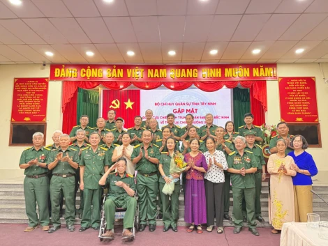 Đoàn Cựu chiến binh tỉnh Bắc Ninh thăm lại chiến trường xưa