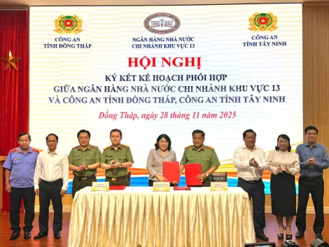 Ký kết kế hoạch phối hợp bảo đảm an ninh, trật tự và lĩnh vực tiền tệ, ngân hàng
