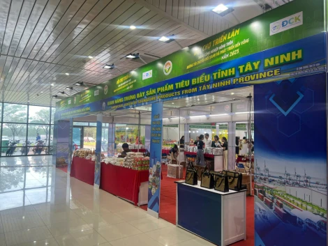 Tây Ninh có 9 gian hàng tham gia Hội chợ triển lãm hàng công nghiệp nông thôn tại Đà Nẵng