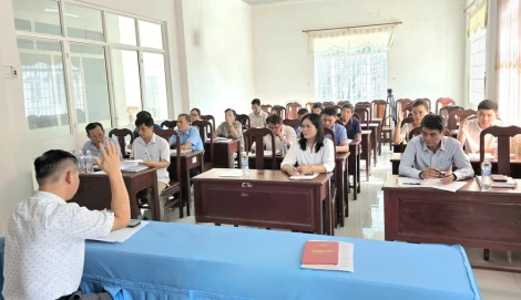 Chiều 05/12, Ban Thường trực UBMTTQ Việt Nam xã Tân Châu, tỉnh Tây Ninh tổ chức Hội nghị hiệp thương lần thứ nhất để thỏa thuận về cơ cấu, thành phần, số lượng người giới thiệu ứng cử đại biểu HĐND xã nhiệm kỳ 2026-2031.