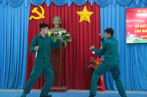 Ra mắt Câu lạc bộ võ thuật đầu tiên trực thuộc Ban Chỉ huy Quân sự xã
