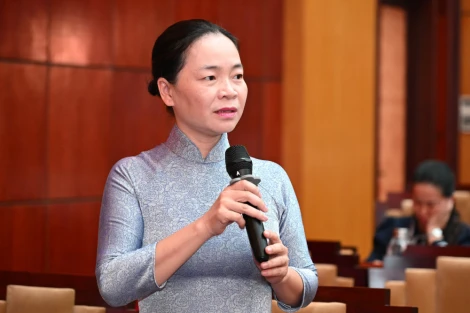 Đại biểu đóng góp nhiều ý kiến tâm huyết, trách nhiệm cho các tờ trình dự thảo Nghị quyết HĐND tỉnh