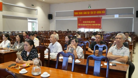 Tập huấn giới thiệu Cổng trải nghiệm dành cho hộ và cá nhân kinh doanh