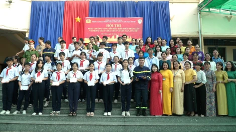 Thi Rung chuông vàng tìm hiểu kiến thức pháp luật về phòng cháy, chữa cháy và cứu nạn, cứu hộ