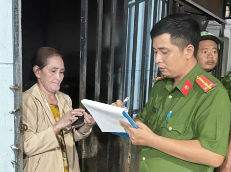 Công an xã Cần Giuộc kiểm tra công tác an ninh, trật tự trên địa bàn