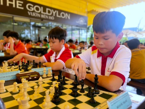Hơn 100 kỳ thủ tham gia Liên hoan Cờ vua thiếu nhi tỉnh Tây Ninh lần thứ nhất