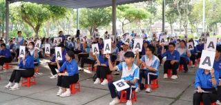 Rung chuông vàng tìm hiểu kiến thức pháp luật về phòng cháy, chữa cháy và cứu nạn, cứu hộ tại Trường THPT Cần Giuộc