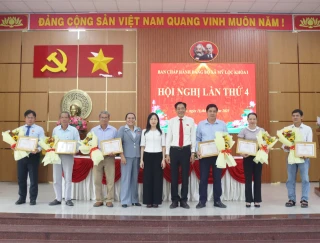 Ban Chấp hành Đảng bộ xã Mỹ Lộc tổ chức Hội nghị lần thứ 4 (khóa I)
