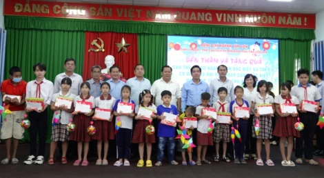 Tây Ninh tăng cường huy động nguồn lực chăm lo trẻ em có hoàn cảnh đặc biệt