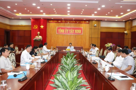 Đẩy nhanh hoàn thiện pháp lý, hạ tầng cho hành lang công nghiệp, đô thị, dịch vụ TP. Hồ Chí Minh - Tây Ninh