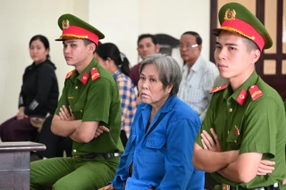 Thầy bói 'dỏm' lừa đảo hơn 70 tỉ đồng bị đề nghị án chung thân